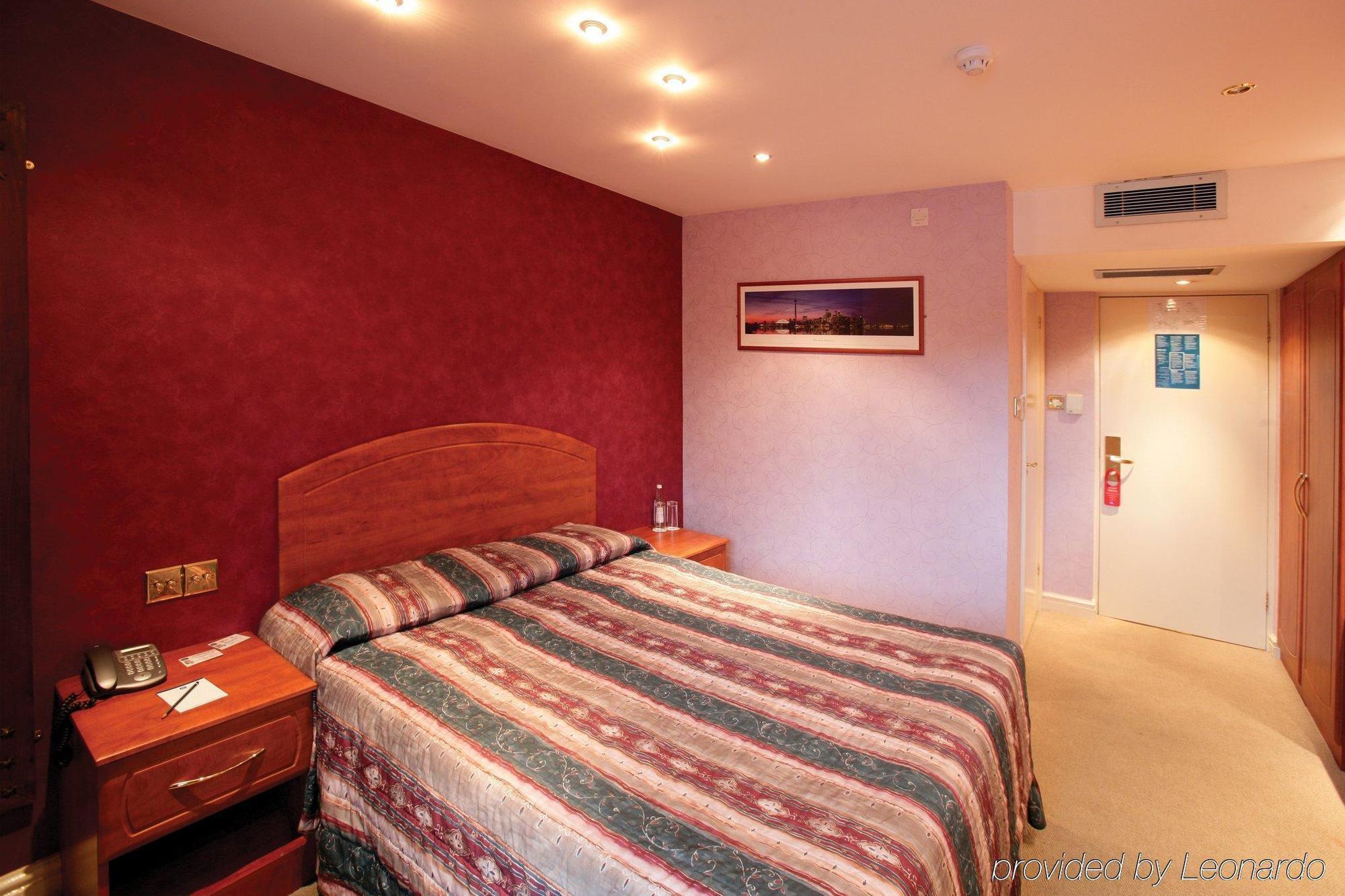 The Peacock Townhouse Hotel Kenilworth - Warwick Zimmer foto